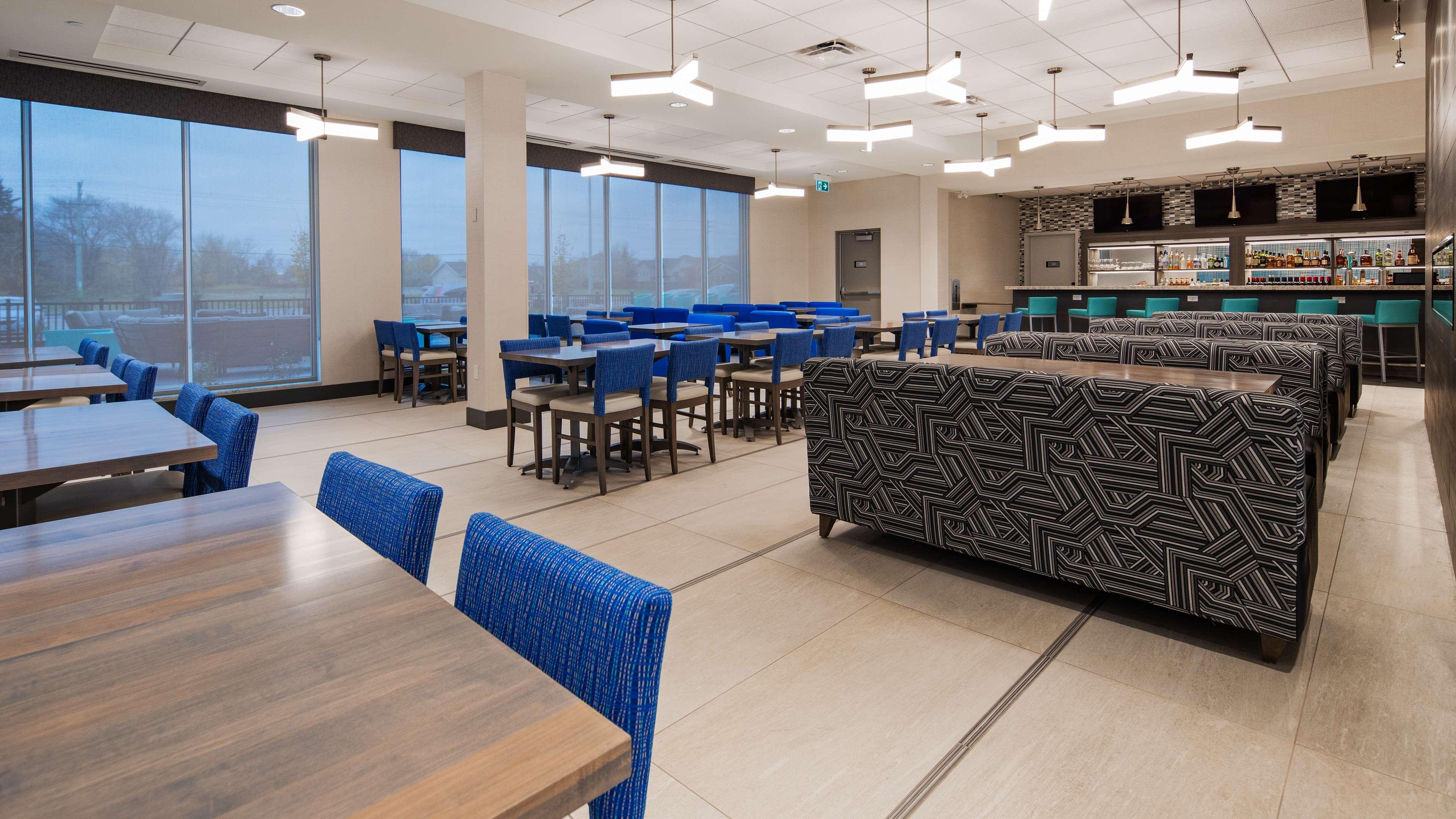 Best Western Premier Winnipeg East Εξωτερικό φωτογραφία