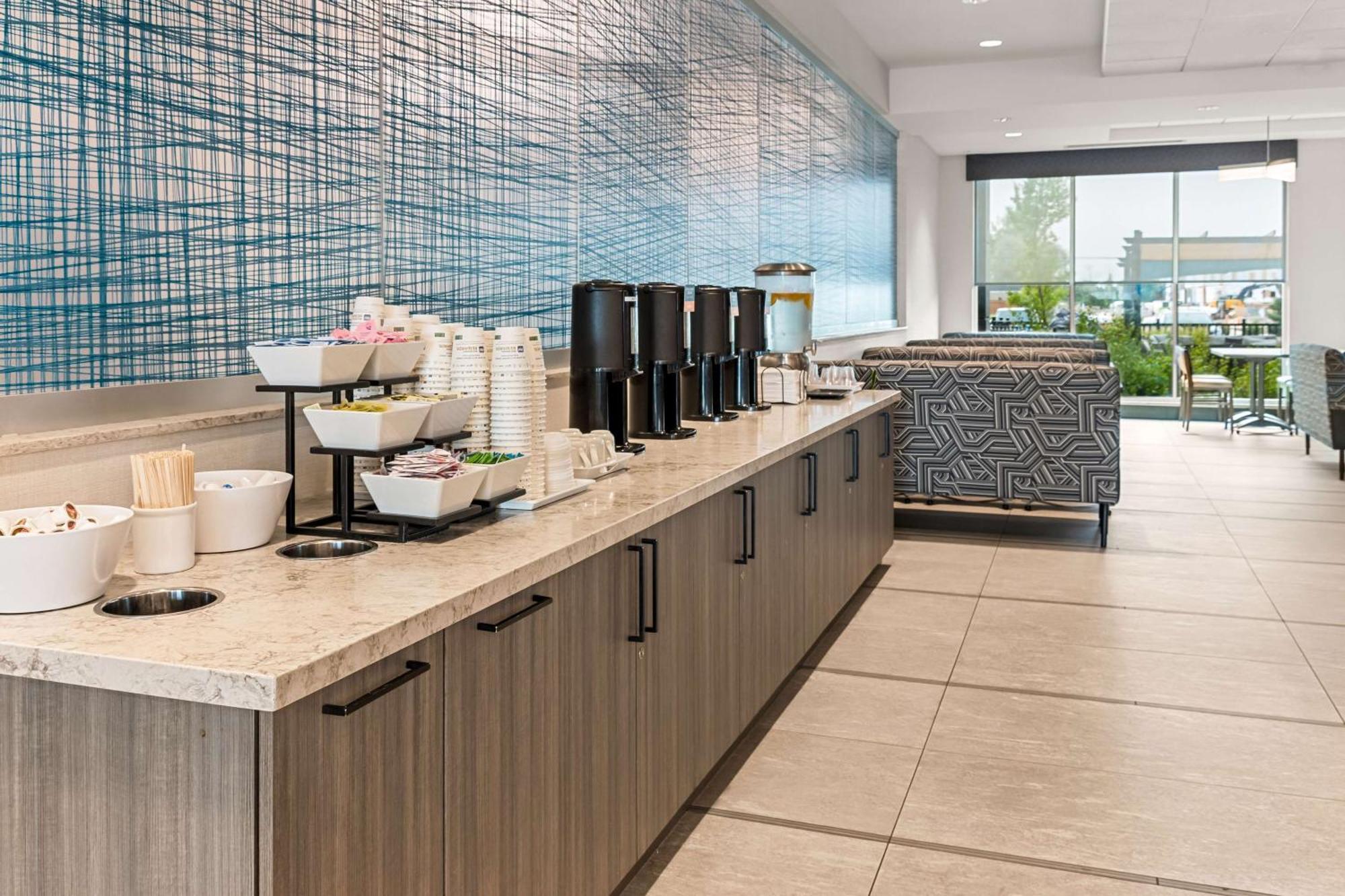 Best Western Premier Winnipeg East Εξωτερικό φωτογραφία